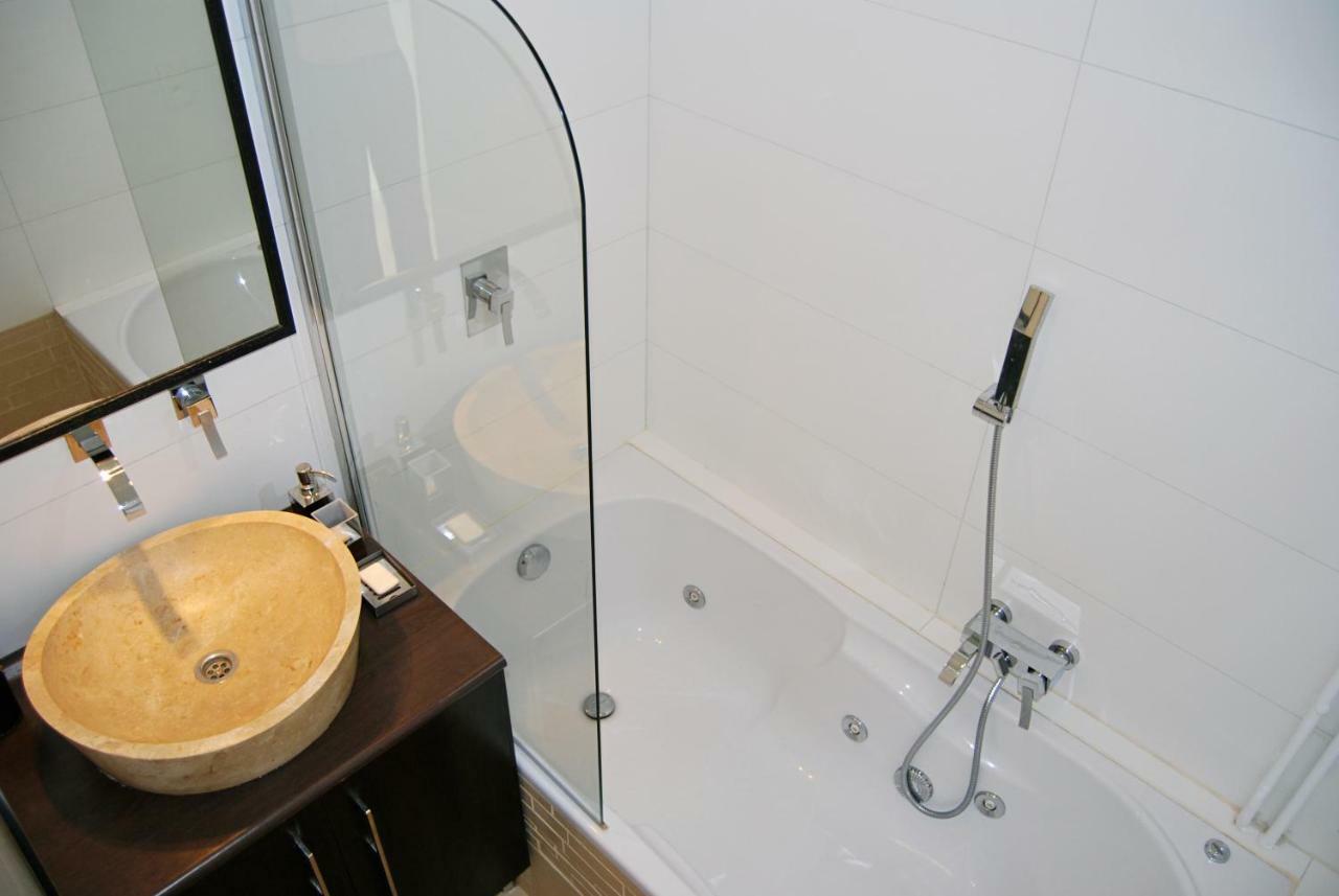 Modern Apartment In Uccle - Brussels Ngoại thất bức ảnh